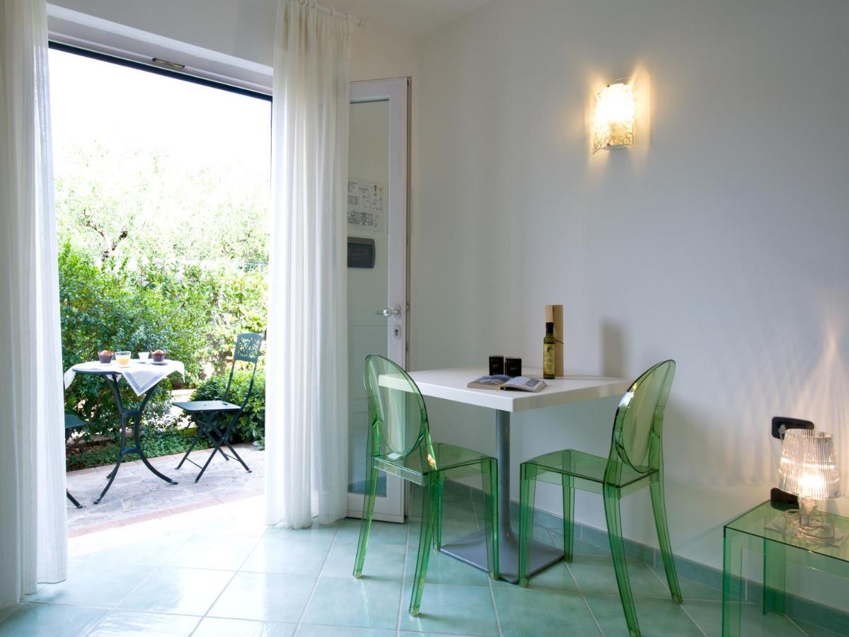 Oliveto A Mare - Suite & Apartment アシェーア エクステリア 写真