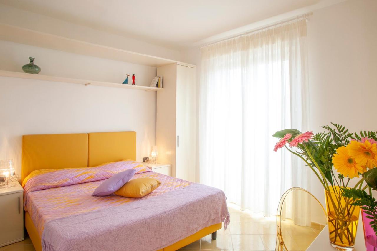 Oliveto A Mare - Suite & Apartment アシェーア エクステリア 写真