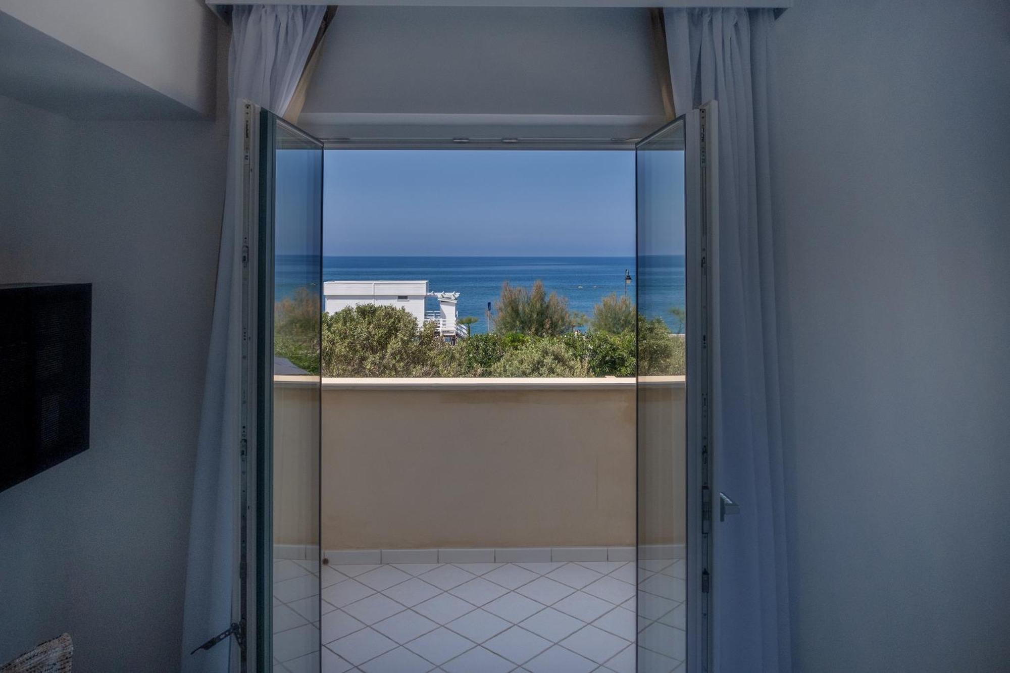 Oliveto A Mare - Suite & Apartment アシェーア エクステリア 写真